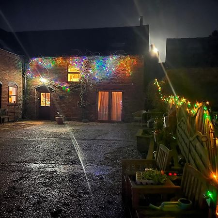 Highfields Farm B&B Stone  Dış mekan fotoğraf