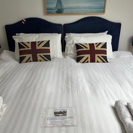Highfields Farm B&B Stone  Dış mekan fotoğraf